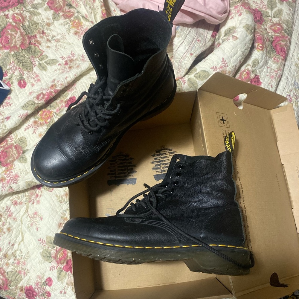 Dr Martins